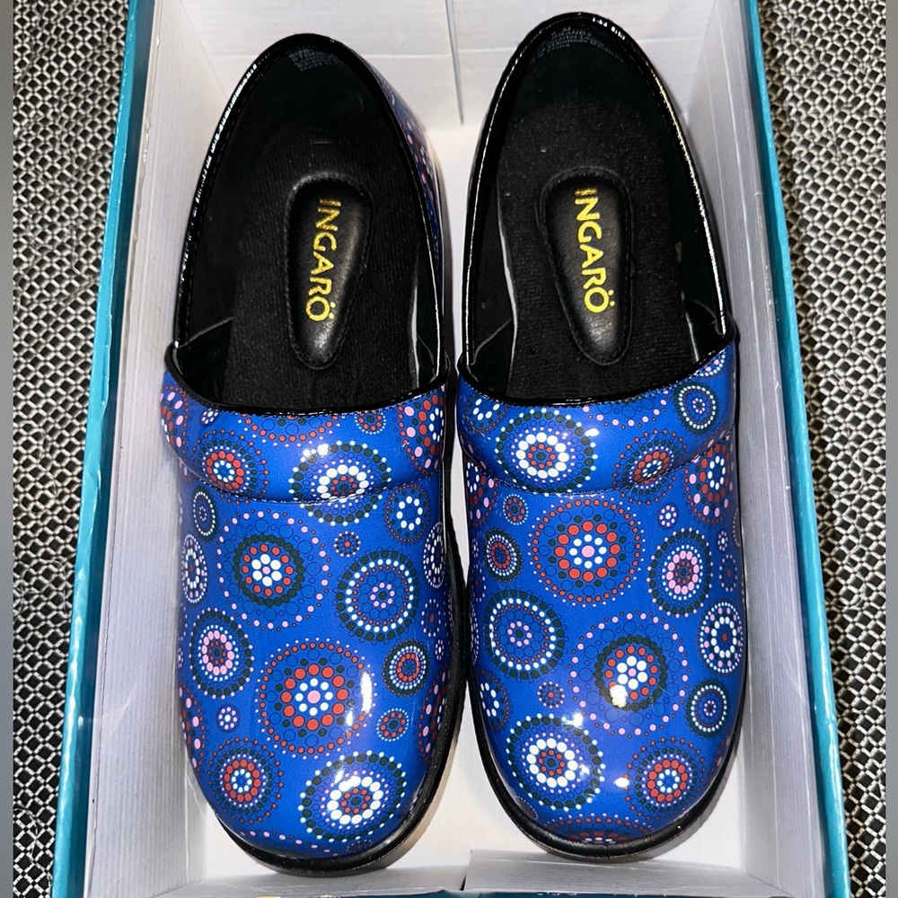 Ingaro "Brandy" Blue Deco Art Print Patent Leather Clogs